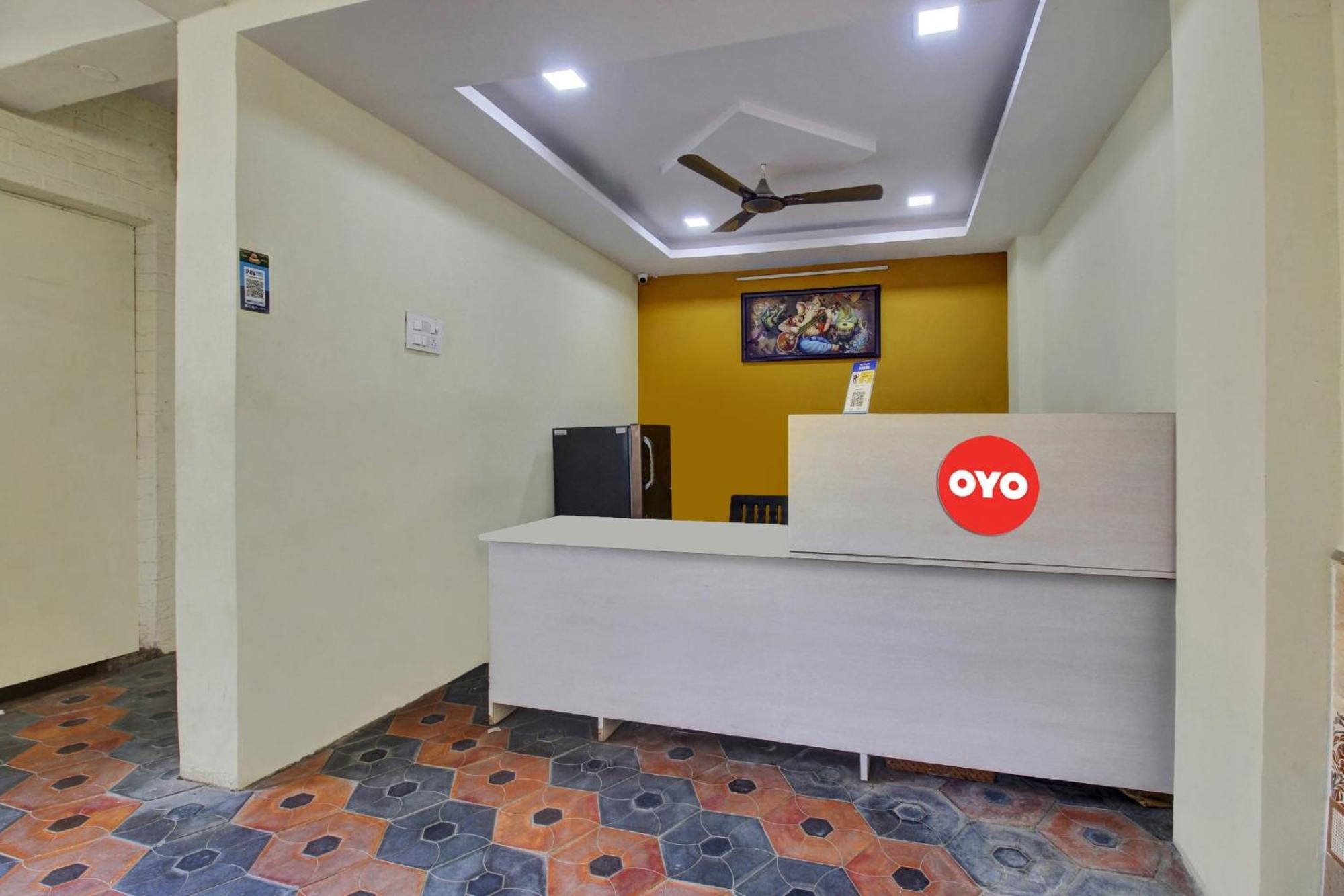 Hotel O Lavish Stay Sururnagar Luaran gambar