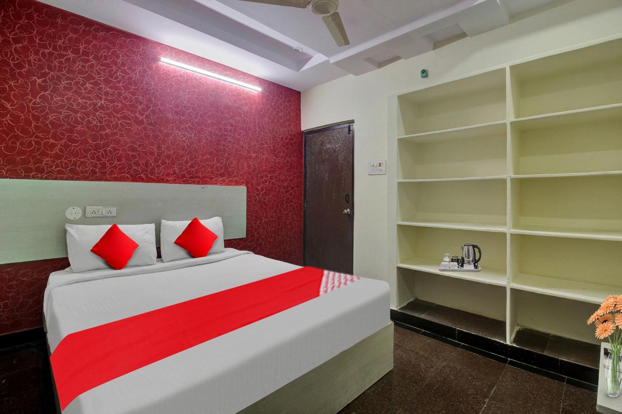 Hotel O Lavish Stay Sururnagar Luaran gambar